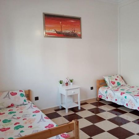 Grand Appartement à 5 mn de la plage Agadir Extérieur photo